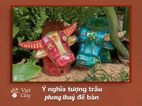 tuong-trau-phong-thuy-de-ban-bang-gom-su
